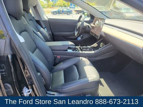 Used 2018 Tesla Model 3 Mid Range RWD image 14