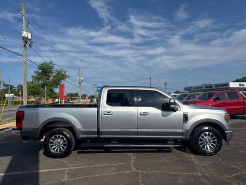 Used 2021 Ford F250 Lariat w/ Lariat Value Package RWD image 2