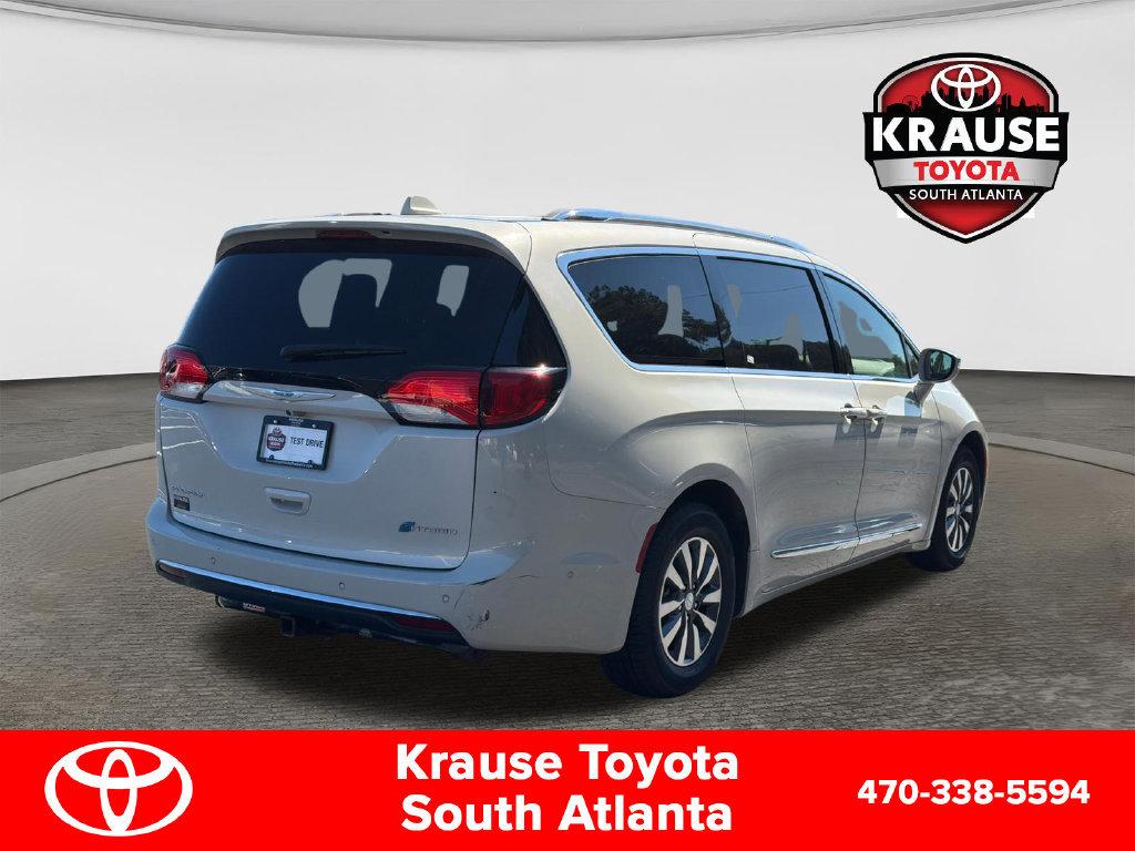 Used 2020 Chrysler Pacifica Limited w/ Advanced Safetytec Group FWD image 8