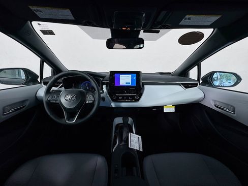 New 2026 Toyota Corolla SE image 32