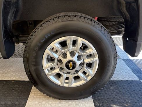 Used 2024 Chevrolet Silverado 2500 LT w/ All Star Edition AWD/4WD image 11