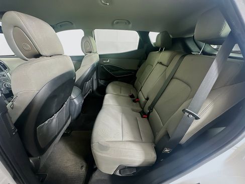 Used 2017 Hyundai Santa Fe Sport FWD image 26