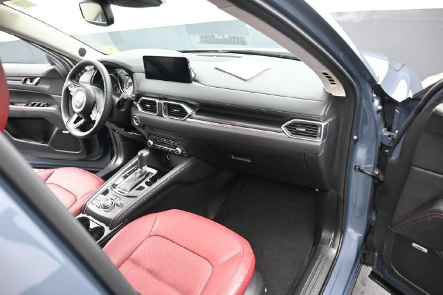 Certified 2024 MAZDA CX-5 Carbon Edition AWD/4WD image 19