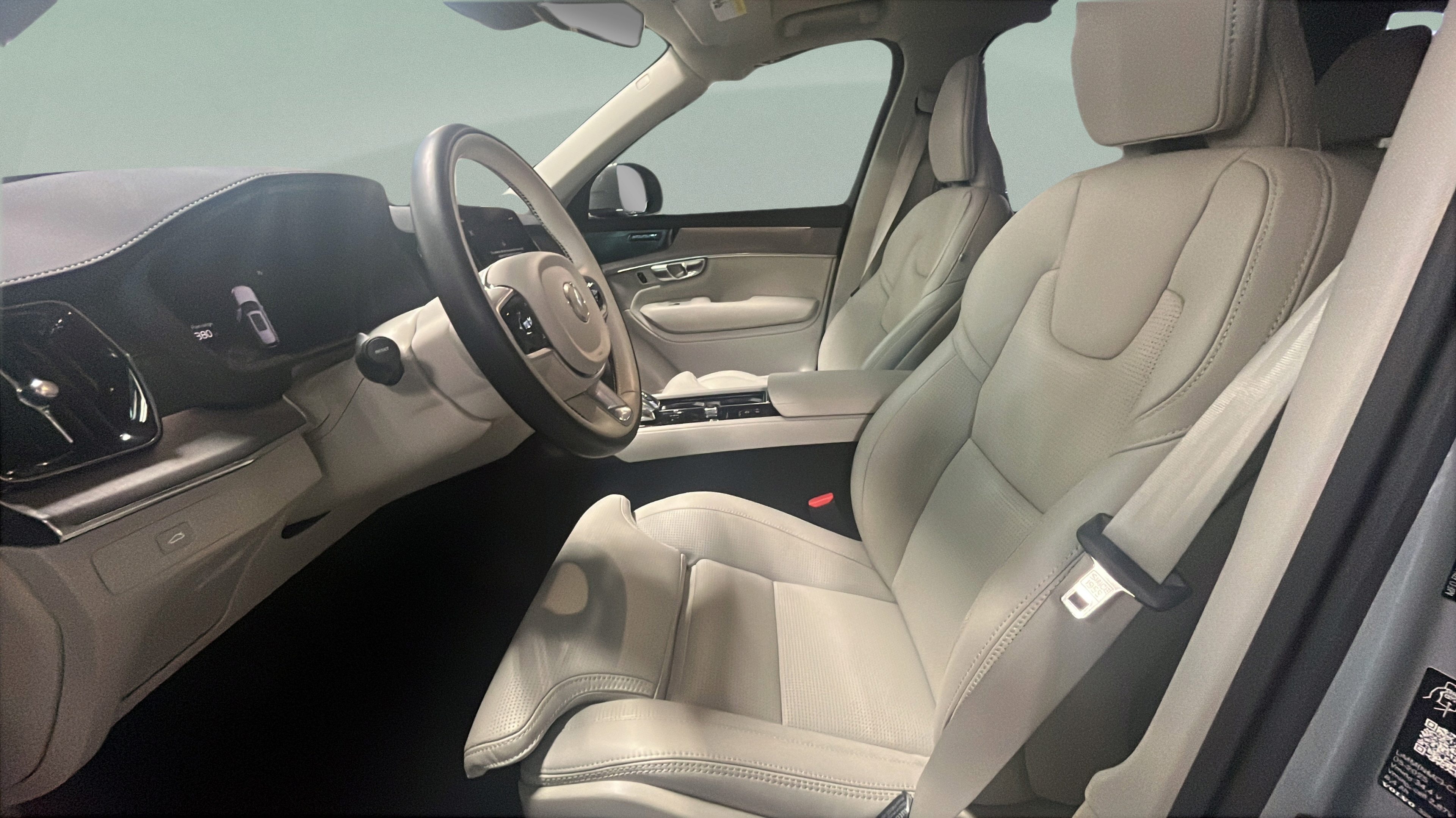 Certified 2026 Volvo XC90 B6 Ultra w/ Protection Package AWD/4WD image 13