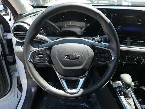 Used 2026 Chevrolet Trax ACTIV FWD image 18