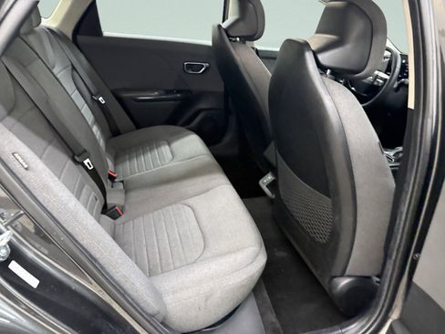 Used 2025 Kia K4 EX image 21