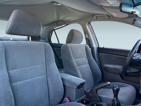 Used 2005 Honda Accord LX image 28