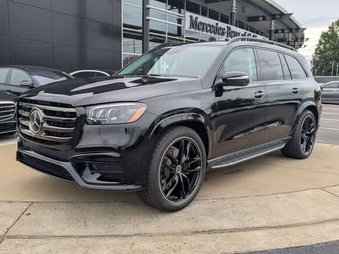New 2026 Mercedes-Benz GLS 580 4MATIC image 5