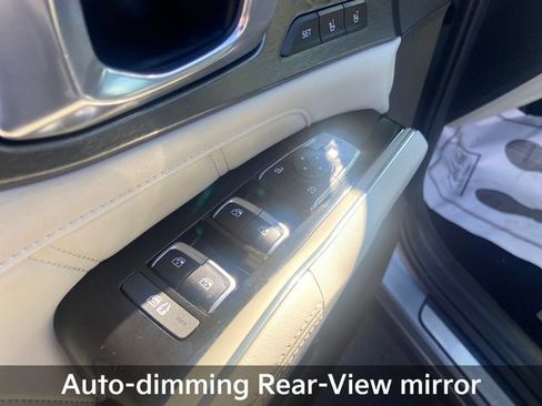 Used 2023 Kia Sorento SX Prestige w/ Panoramic Sunroof Package AWD/4WD image 15