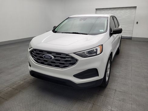 Used 2020 Ford Edge SE image 15