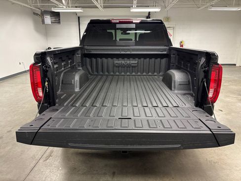 New 2026 GMC Sierra 1500 SLT w/ SLT Premium Plus Package AWD/4WD image 16