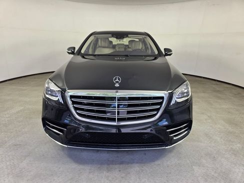 Used 2020 Mercedes-Benz S 560 Sedan image 2