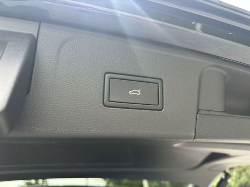 New 2026 Volkswagen Atlas Peak Edition image 26