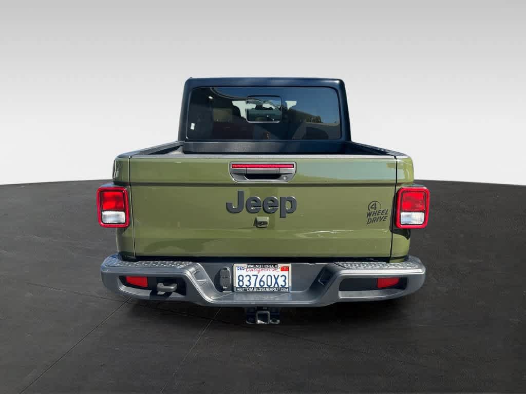 Used 2023 Jeep Gladiator Sport AWD/4WD image 5