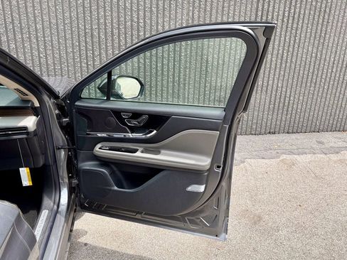 New 2025 Lincoln Corsair Grand Touring image 22