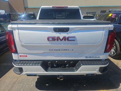 Used 2022 GMC Sierra 1500 Denali w/ Driver Alert Package II image 10