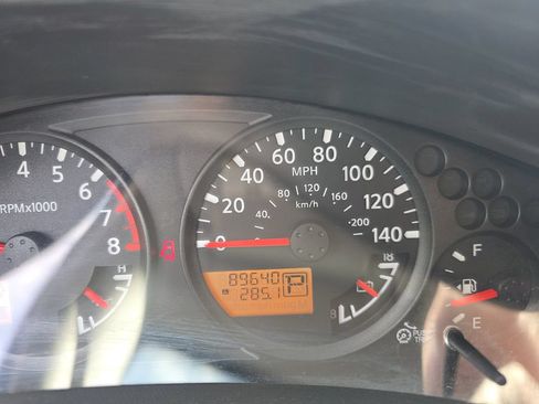 Used 2014 Nissan Frontier SV w/ SV Value Truck Package AWD/4WD image 22