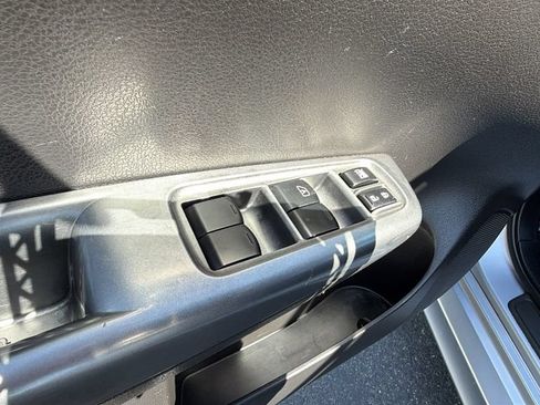 Used 2013 Subaru Impreza WRX Hatchback AWD/4WD image 21