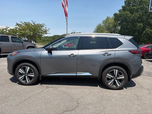 Used 2021 Nissan Rogue Platinum AWD/4WD image 6