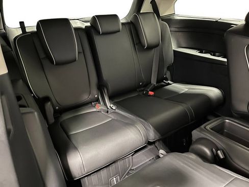 New 2026 Honda Odyssey Touring image 22