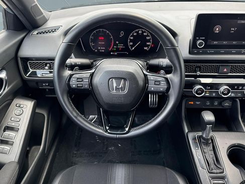 Used 2025 Honda Civic Sport image 29