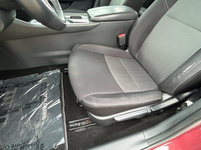 Used 2020 Nissan Sentra SV FWD image 21