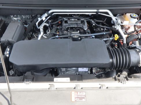 New 2026 GMC Canyon AT4 AWD/4WD image 16