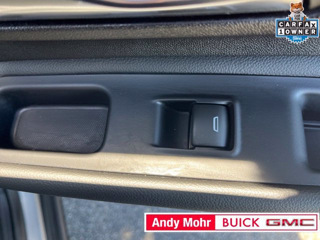 Used 2023 GMC Terrain SLT w/ Tech Package FWD image 38
