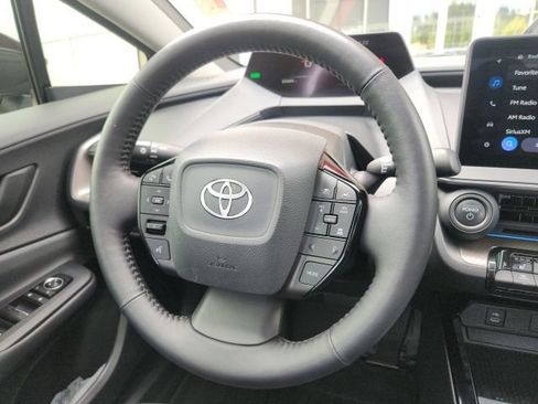 Used 2024 Toyota Prius XLE AWD/4WD image 21