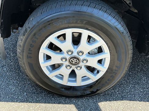 Used 2024 Toyota Tacoma SR5 RWD image 9