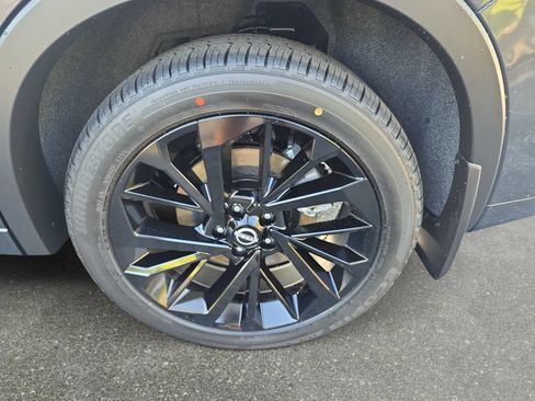 New 2026 Nissan Rogue Platinum AWD/4WD image 32