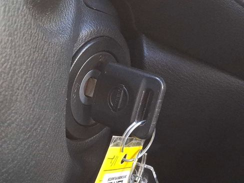 Used 2023 Nissan Versa S image 20