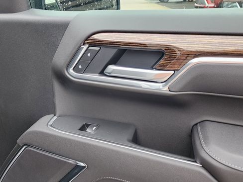 New 2026 GMC Sierra 1500 Elevation image 37
