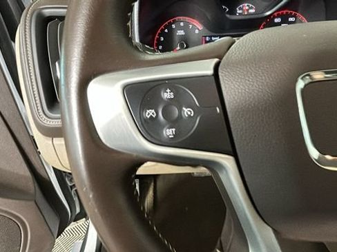 Used 2015 GMC Canyon SLE AWD/4WD image 15