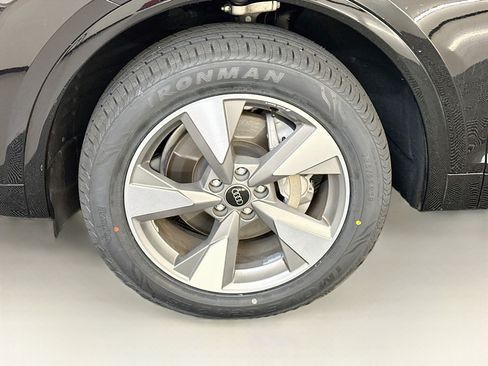 Used 2023 Audi Q5 2.0T Premium w/ Convenience Package AWD/4WD image 35