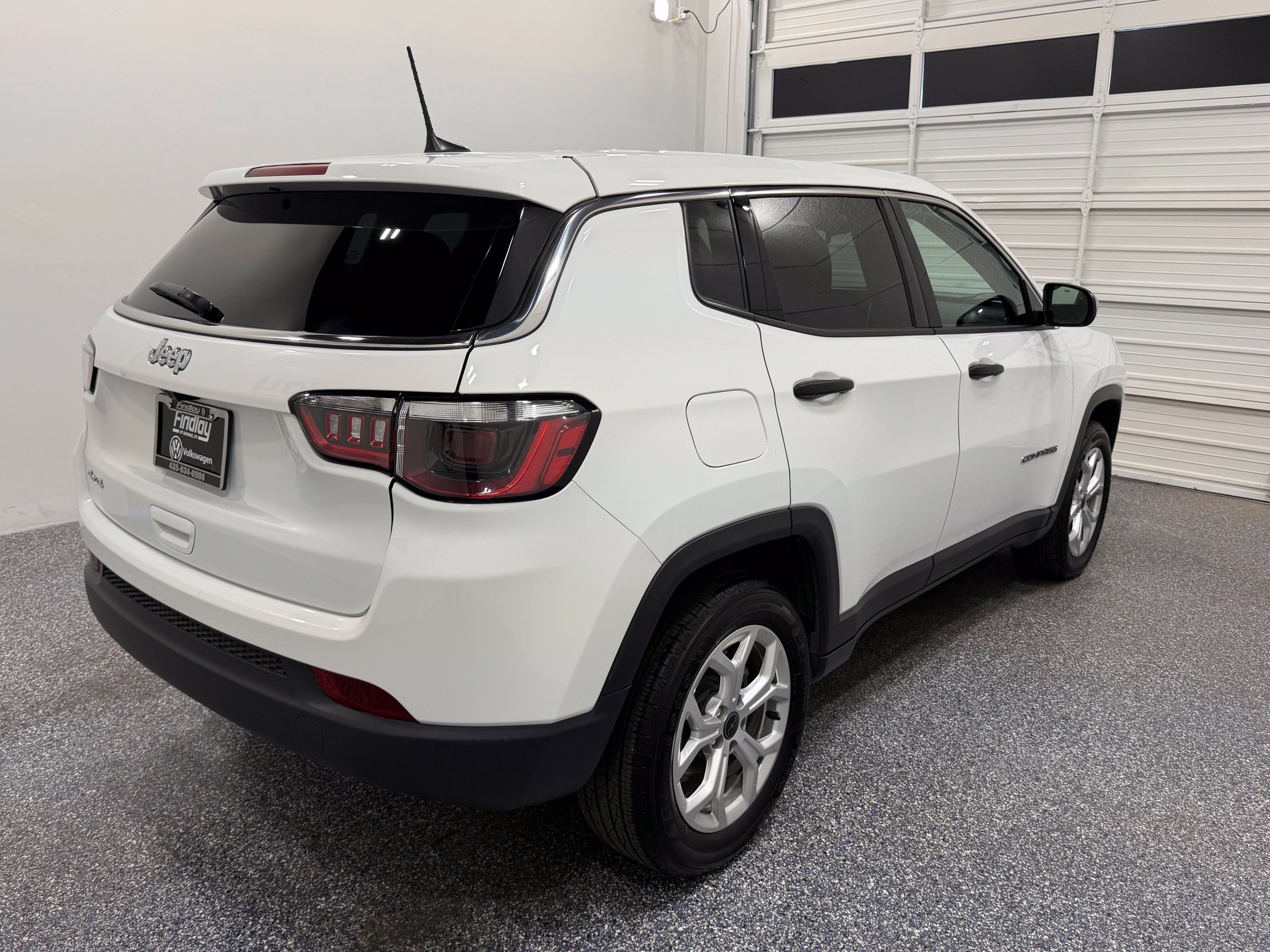 Used 2025 Jeep Compass Sport AWD/4WD image 6