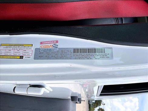 Used 2017 Jeep Wrangler Unlimited Rubicon image 30