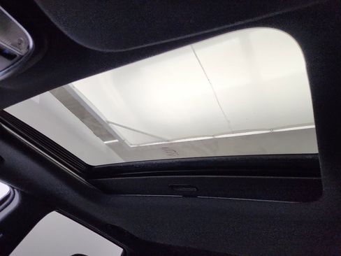 Used 2014 Jeep Grand Cherokee Laredo w/ Security & Convenience Group image 25