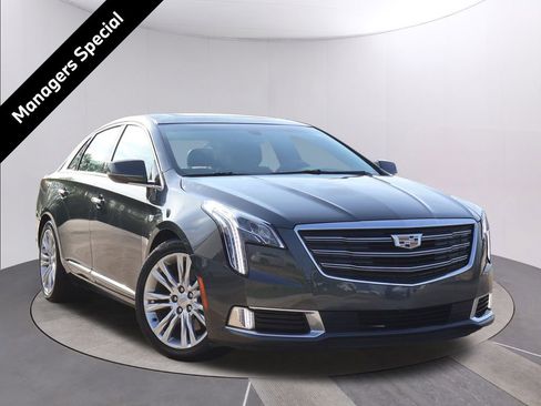 Used 2019 Cadillac XTS Luxury image 1