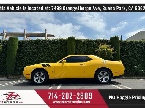 Used 2018 Dodge Challenger SXT image 15