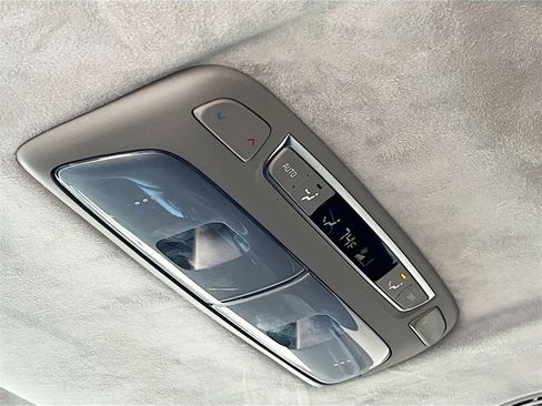 Used 2022 Kia Telluride SX w/ SX Prestige Package image 26