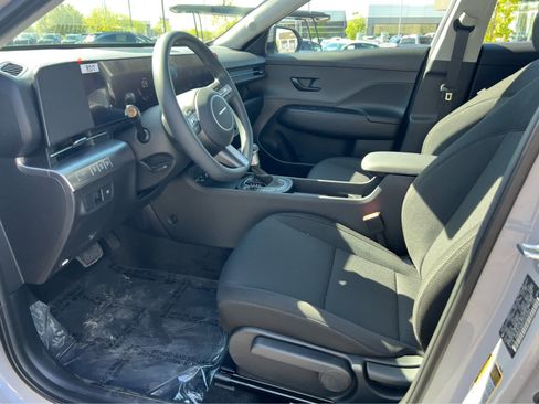 Certified 2026 Hyundai Kona SE image 35