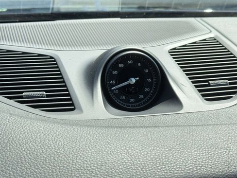 New 2025 Porsche Cayenne Coupe image 31