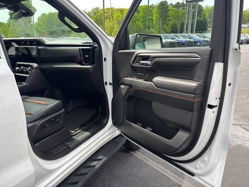Certified 2024 GMC Sierra 1500 AT4 w/ AT4 Premium Package AWD/4WD image 45