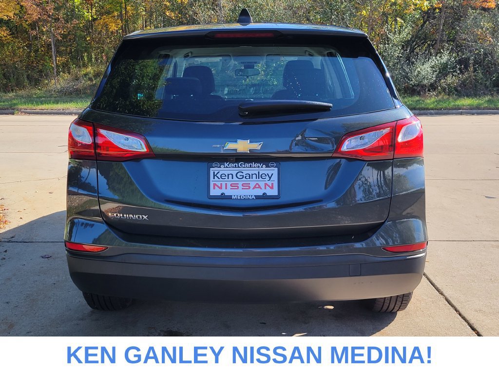 Used 2020 Chevrolet Equinox LS FWD image 4