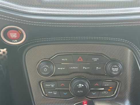 Used 2022 Dodge Challenger SRT Hellcat RWD image 20