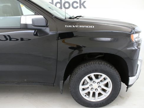 Used 2019 Chevrolet Silverado 1500 LT w/ All-Star Edition image 12