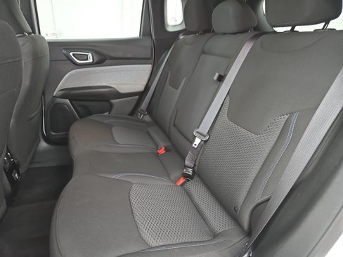 Used 2024 Jeep Compass Sport AWD/4WD image 13
