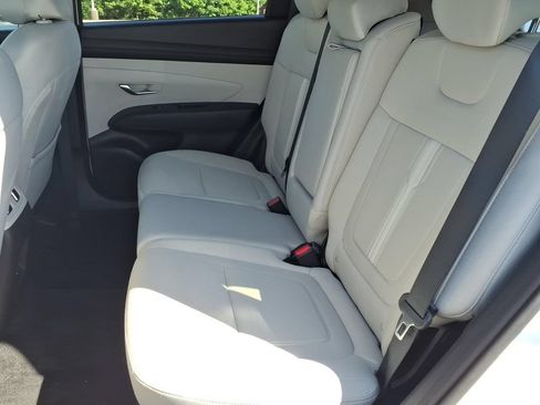 Used 2025 Hyundai Tucson SEL FWD image 17