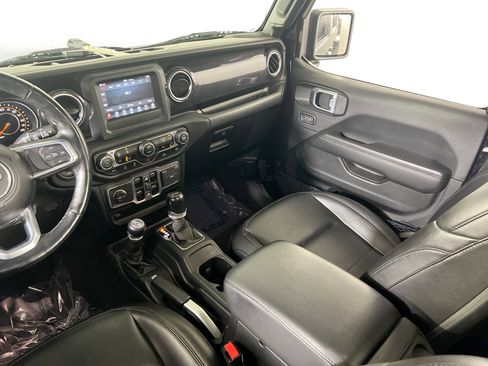 Used 2021 Jeep Wrangler Unlimited Sahara image 22